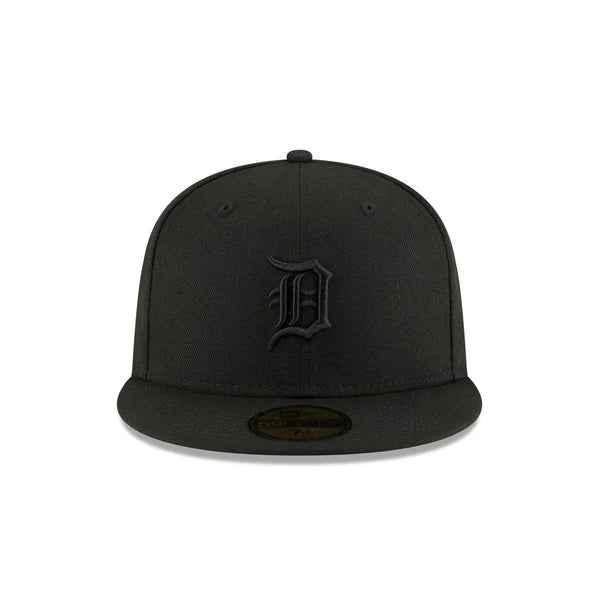 Detroit Tigers  Basic Black on Black 59FIFTY Fitted Hat