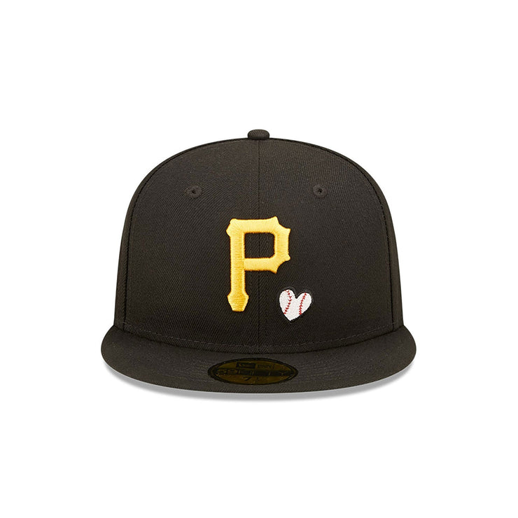 Pittsburgh Pirates Heart Side Patch Fitted Black